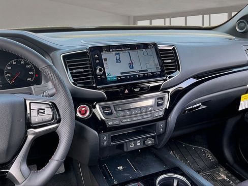 New 2026 Honda Ridgeline Black Edition image 6