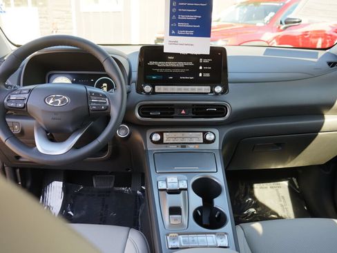 Certified 2023 Hyundai Kona Limited FWD image 21