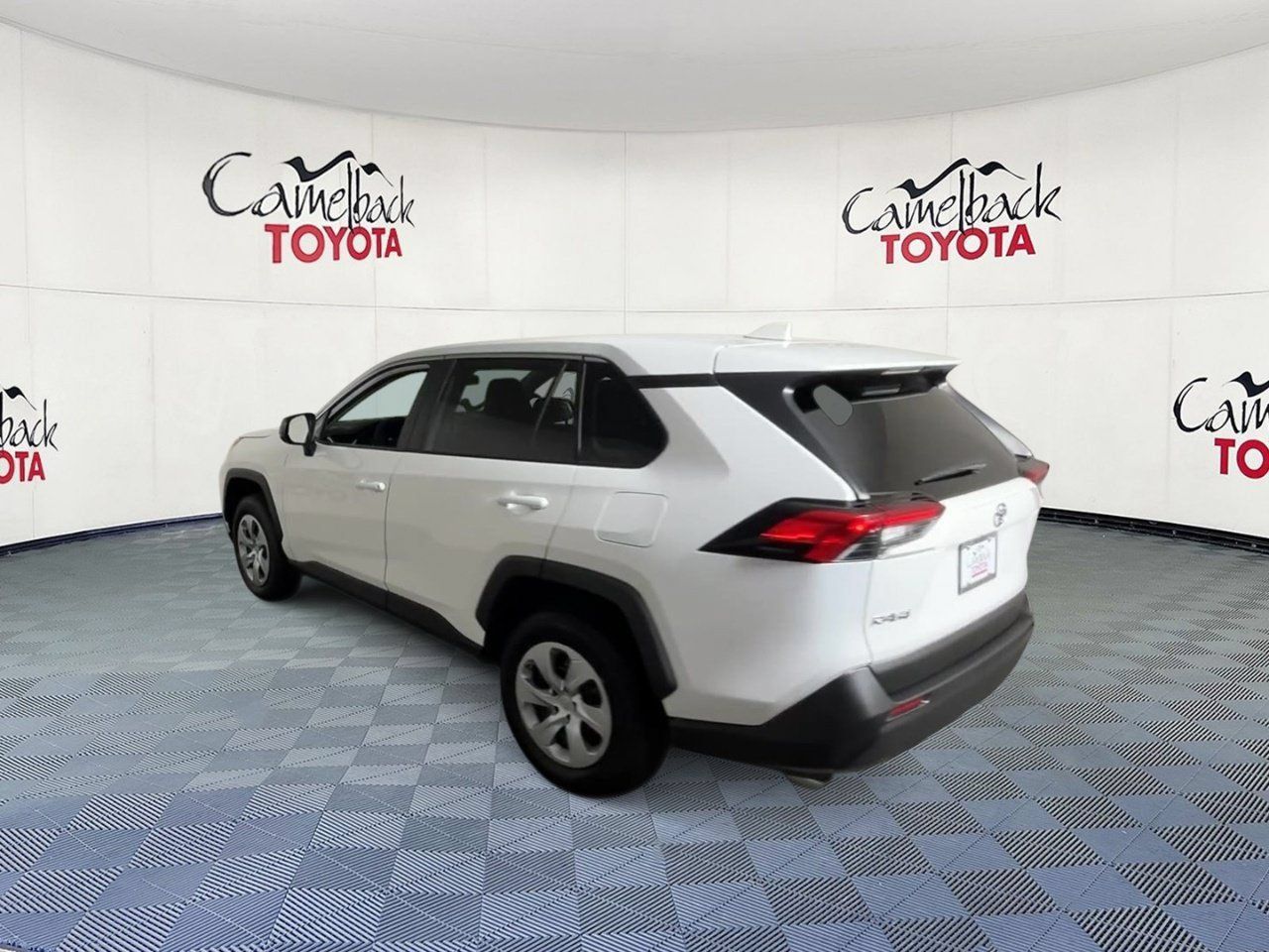 Used 2025 Toyota RAV4 LE FWD image 8