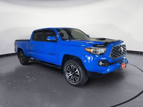 Used 2021 Toyota Tacoma TRD Sport AWD/4WD image 3