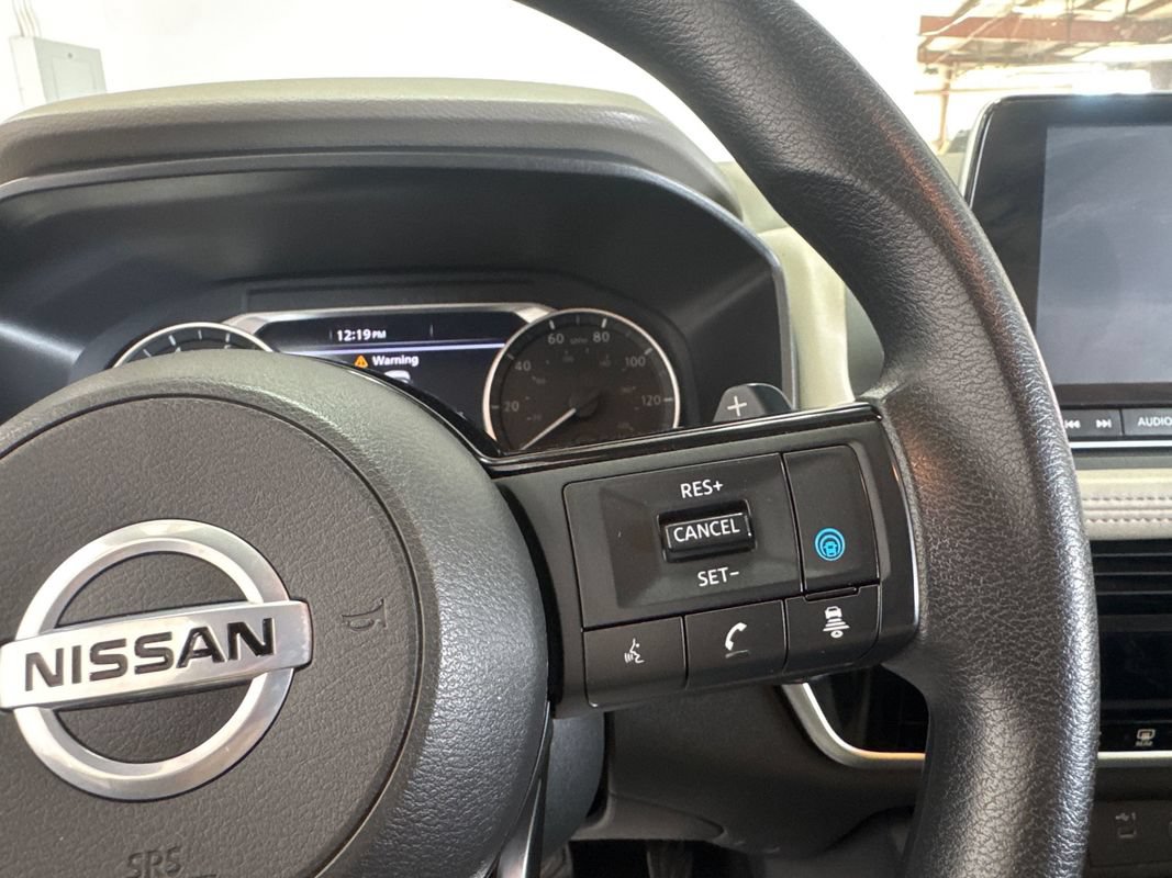 Used 2021 Nissan Rogue SV AWD/4WD image 13