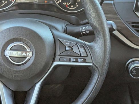 Used 2024 Nissan Altima 2.5 SV image 18