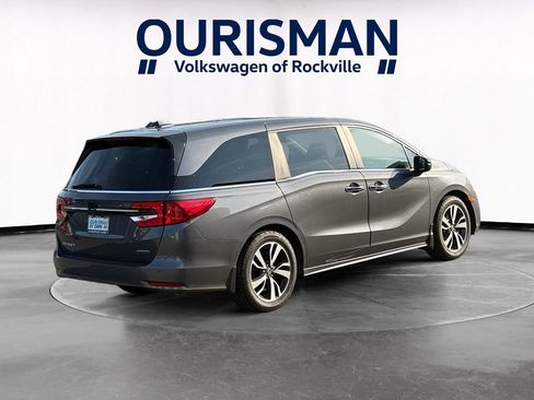 Used 2024 Honda Odyssey Touring image 5