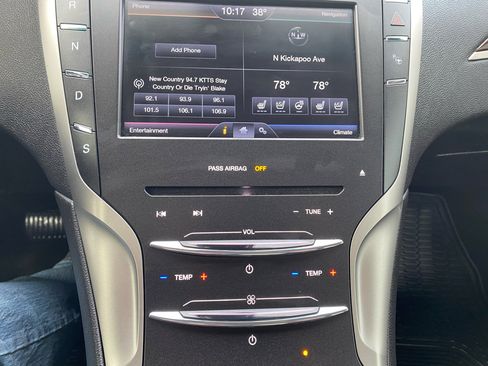 Used 2014 Lincoln MKZ AWD image 15