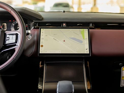 New 2026 Land Rover Range Rover Velar Autobiography image 18