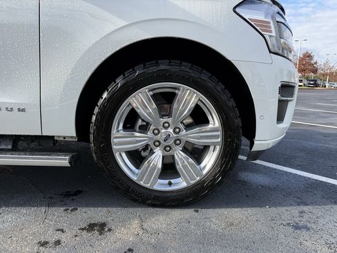 Used 2024 Ford Expedition Max Platinum image 35