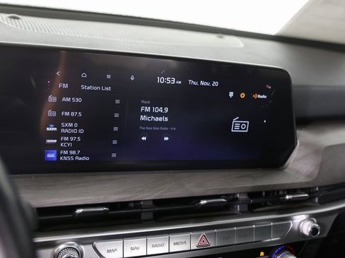 Used 2023 Kia Telluride EX X-Line image 18