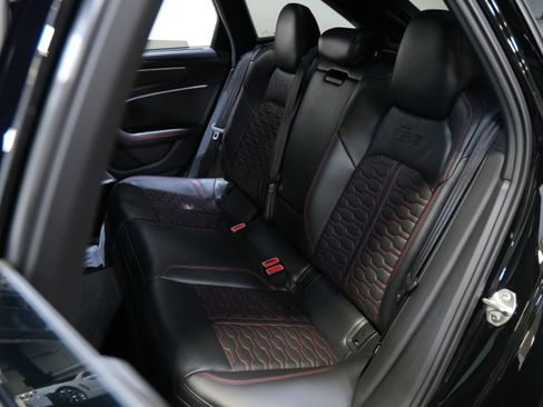 Used 2021 Audi RS 6 w/ Carbon Optic Package image 36