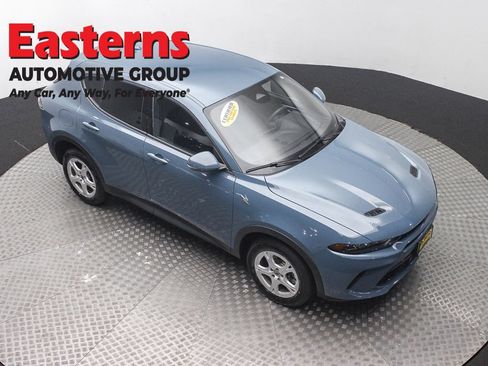 Used 2023 Dodge Hornet GT AWD/4WD image 3