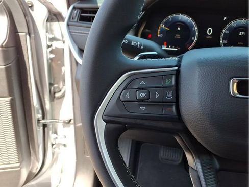 New 2026 Jeep Grand Cherokee Laredo AWD/4WD image 20