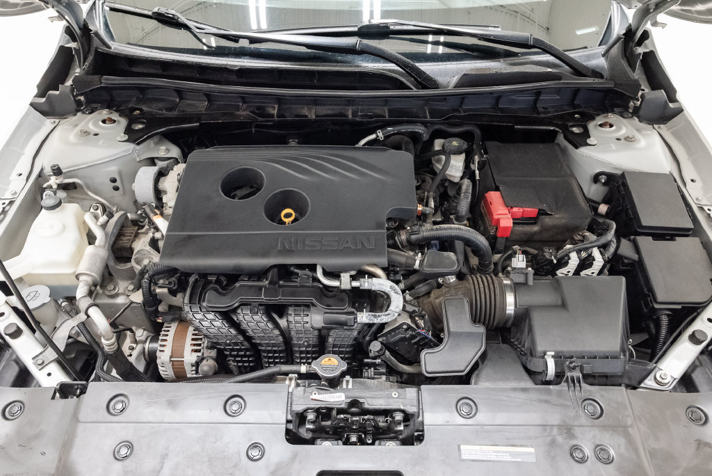 Used 2020 Nissan Altima 2.5 SL FWD image 6