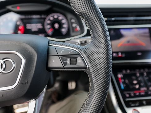 Used 2023 Audi SQ8 Prestige image 16