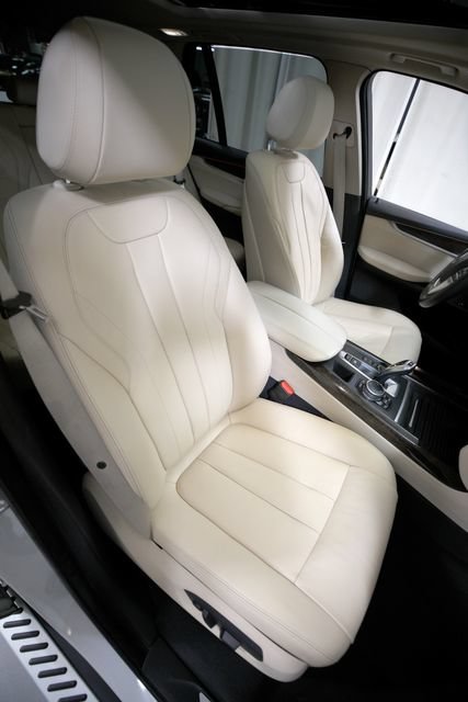 Used 2016 BMW X5 xDrive35d AWD/4WD image 9