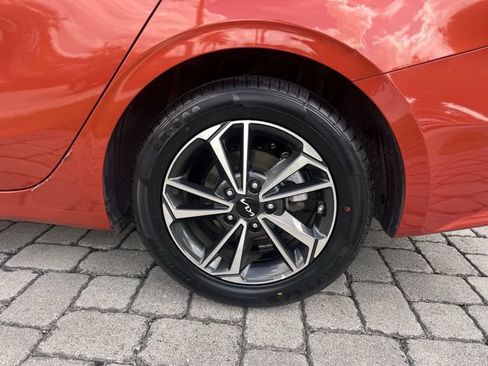 Used 2024 Kia Forte LXS FWD image 11