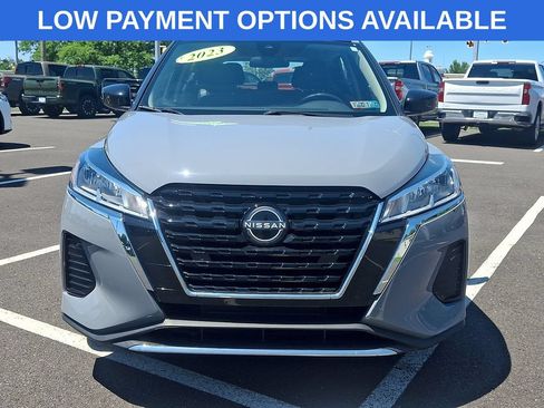 Used 2023 Nissan Kicks SV FWD image 5
