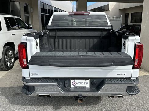 Used 2021 GMC Sierra 1500 SLT w/ SLT Convenience Package image 32