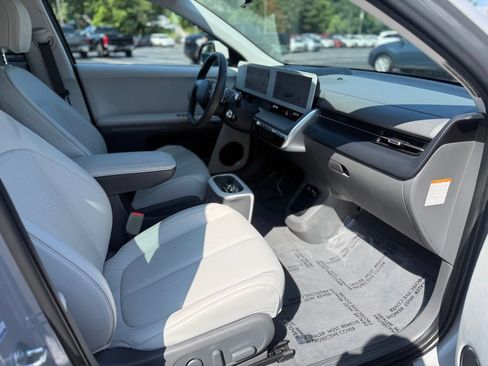 Used 2023 Hyundai Ioniq 5 Limited AWD/4WD image 23
