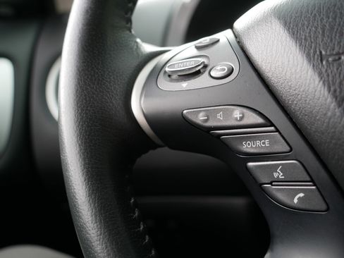 Used 2017 Nissan Pathfinder SL w/ Trailer Tow Package AWD/4WD image 28