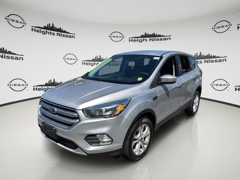 Used 2017 Ford Escape SE AWD/4WD image 10