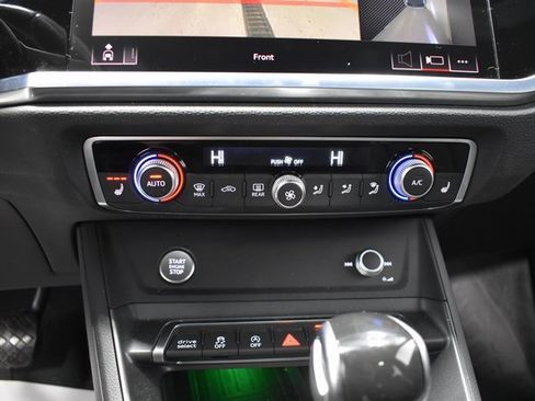 Used 2020 Audi Q3 2.0T Prestige image 19