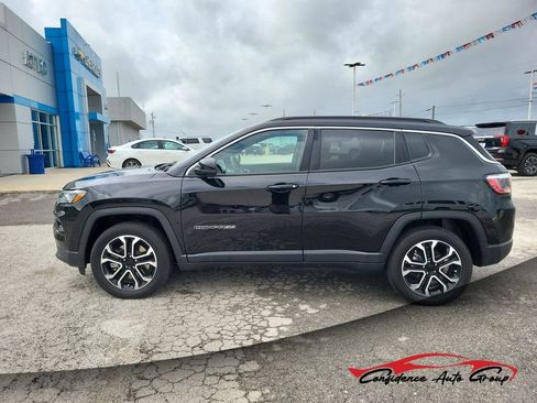 Used 2024 Jeep Compass Limited w/ Sun and Sound Group image 1