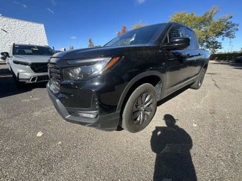 Certified 2023 Honda Ridgeline Sport image 1