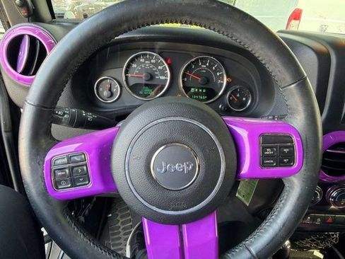 Used 2017 Jeep Wrangler Unlimited Sport AWD/4WD image 11