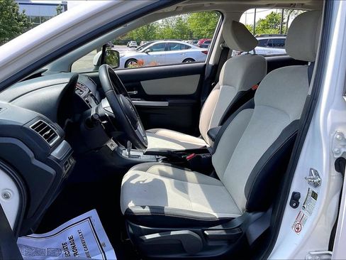 Used 2017 Subaru Crosstrek 2.0i Premium w/ Moonroof Package AWD/4WD image 28