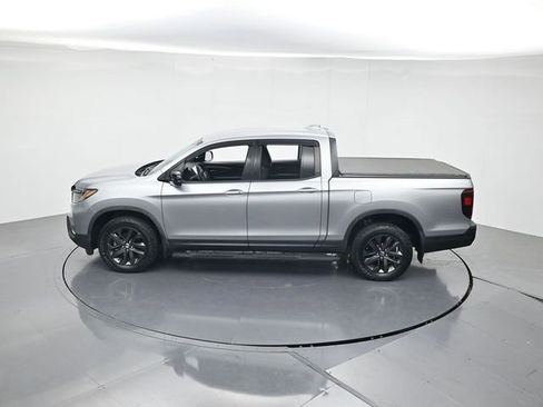 Used 2021 Honda Ridgeline Sport image 40