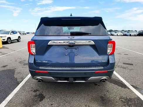 Used 2021 Ford Explorer Limited w/ Hybrid Equipment Group 310A AWD/4WD image 3