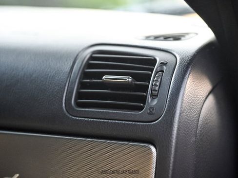 Used 2005 Ford Thunderbird RWD image 64