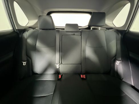 Used 2024 Toyota RAV4 LE FWD image 31