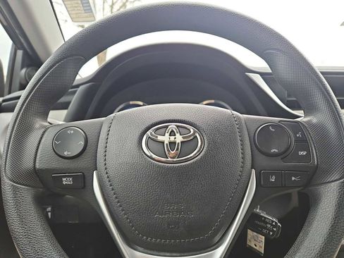 Used 2017 Toyota Corolla LE image 21