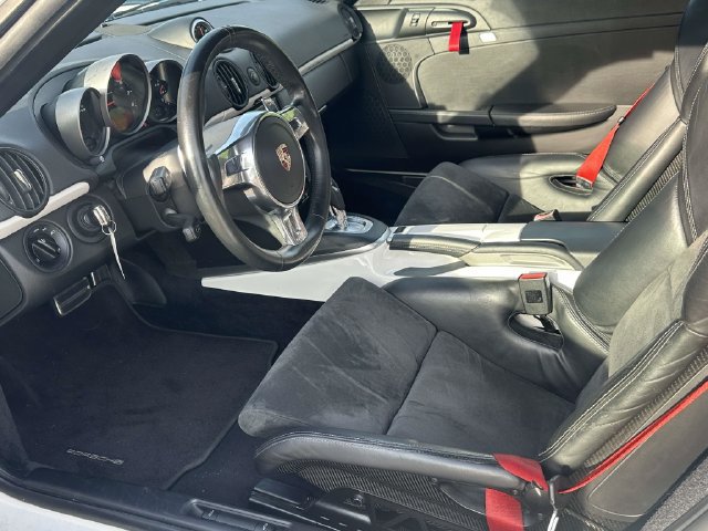 Used 2011 Porsche Boxster Spyder RWD image 19
