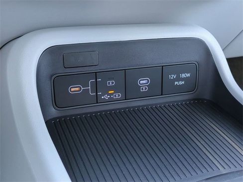 New 2026 Hyundai Kona SE image 20