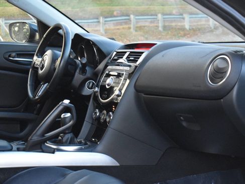 Used 2010 MAZDA RX-8 Grand Touring RWD image 15