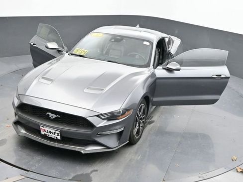 Used 2022 Ford Mustang Premium image 59