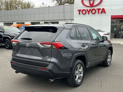 Certified 2025 Toyota RAV4 LE AWD/4WD image 6