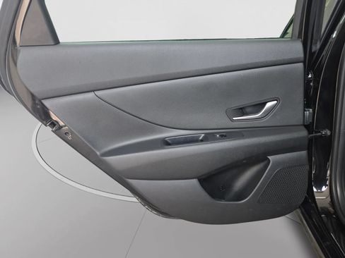 Used 2023 Hyundai Elantra SEL FWD image 24