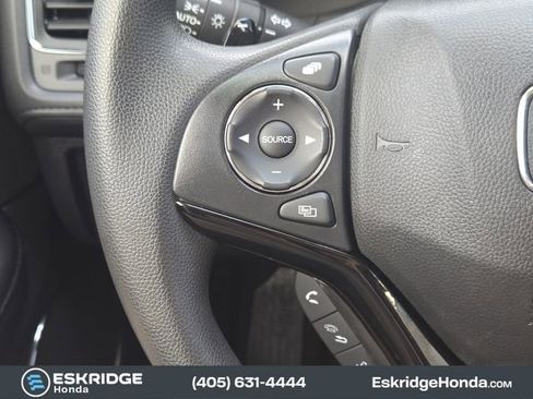 Used 2022 Honda HR-V EX image 29