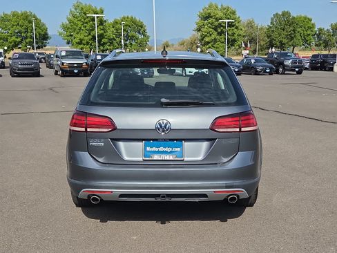Used 2019 Volkswagen Golf Alltrack SE AWD/4WD image 13