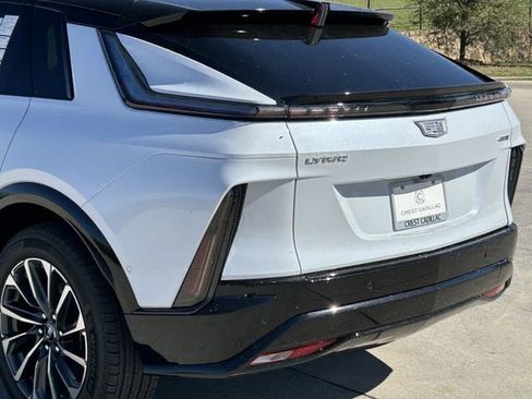 New 2026 Cadillac Lyriq Sport image 6