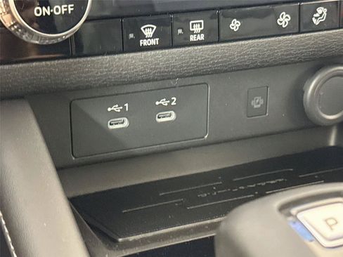 New 2026 Mitsubishi Outlander SE FWD image 13