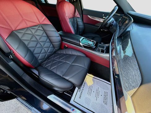Certified 2024 BMW 740i w/ M Sport Professional Package RWD image 15