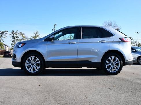 Used 2024 Ford Edge Titanium image 4