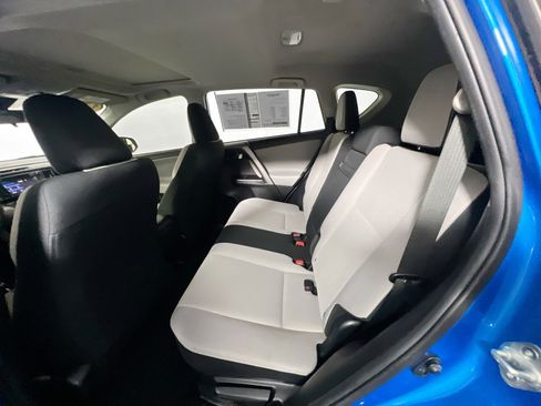 Used 2017 Toyota RAV4 XLE image 29