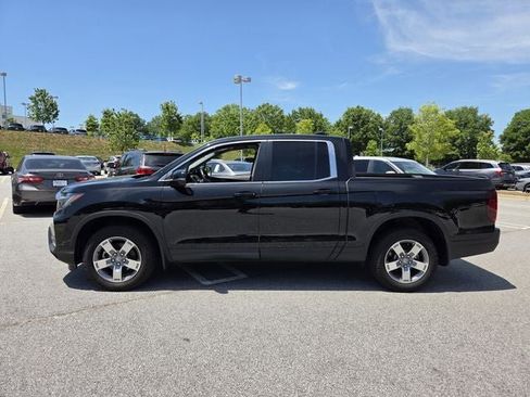 Certified 2025 Honda Ridgeline RTL image 3