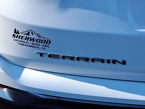 Used 2023 GMC Terrain AT4 image 30