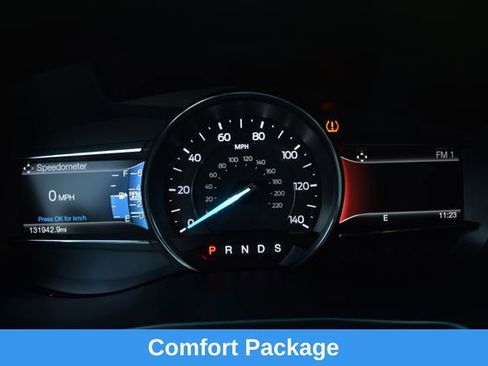 Used 2016 Ford Explorer XLT w/ Equipment Group 202A AWD/4WD image 3