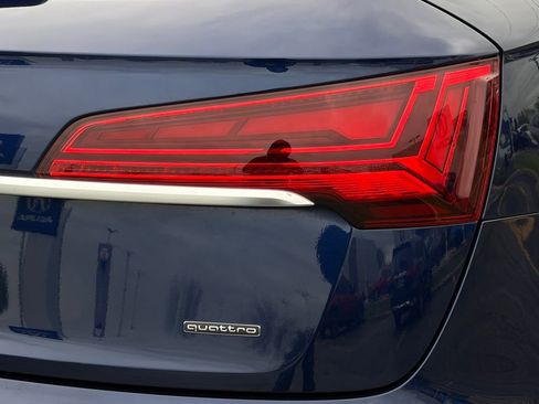 Used 2023 Audi Q5 2.0T Premium w/ Convenience Package AWD/4WD image 15